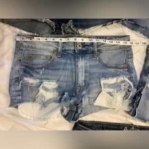 Pairs of 5 Shorts
Multi Brand 
Measurements in clouded